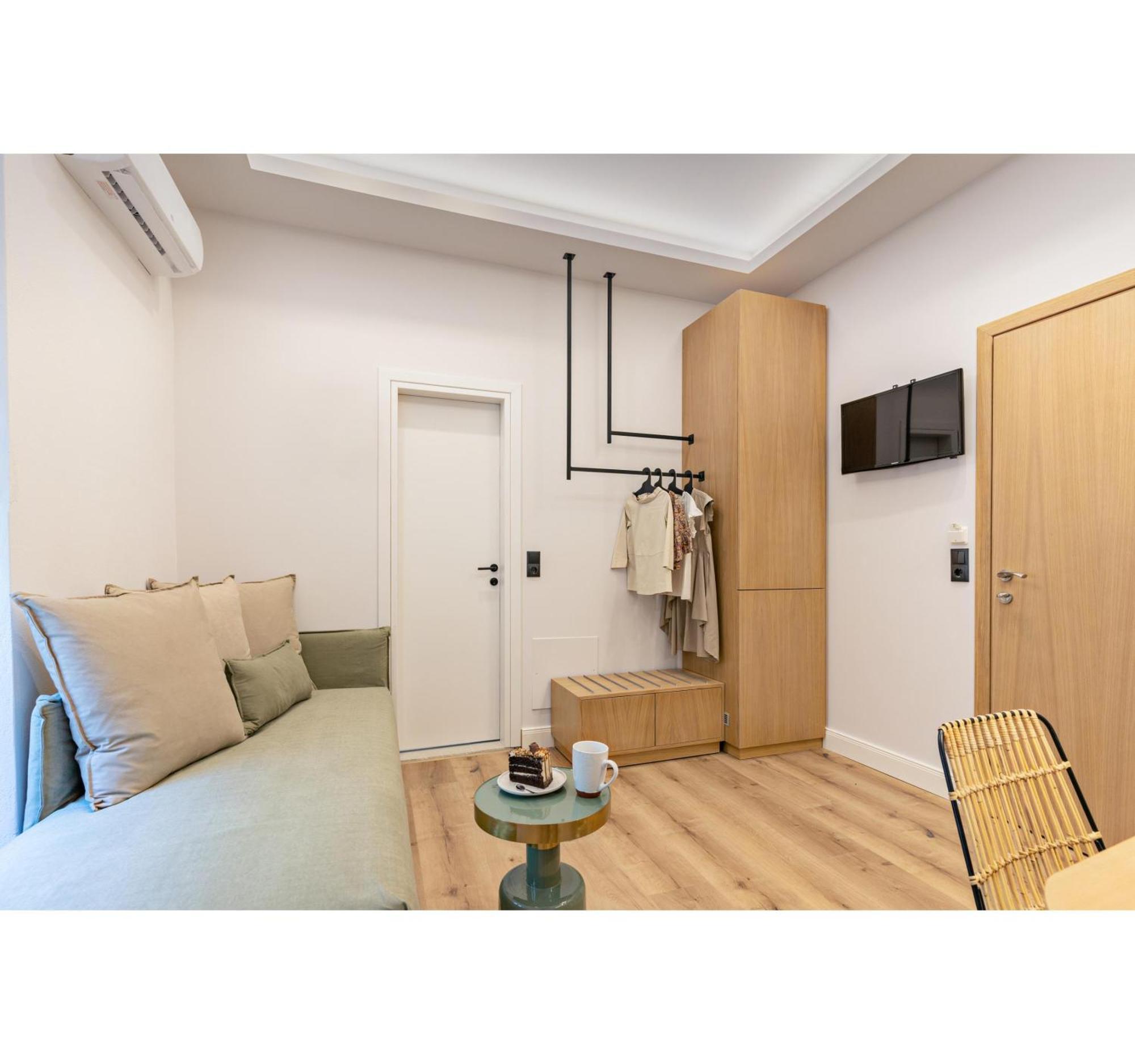 Oniro Suites 罗希姆诺 外观 照片