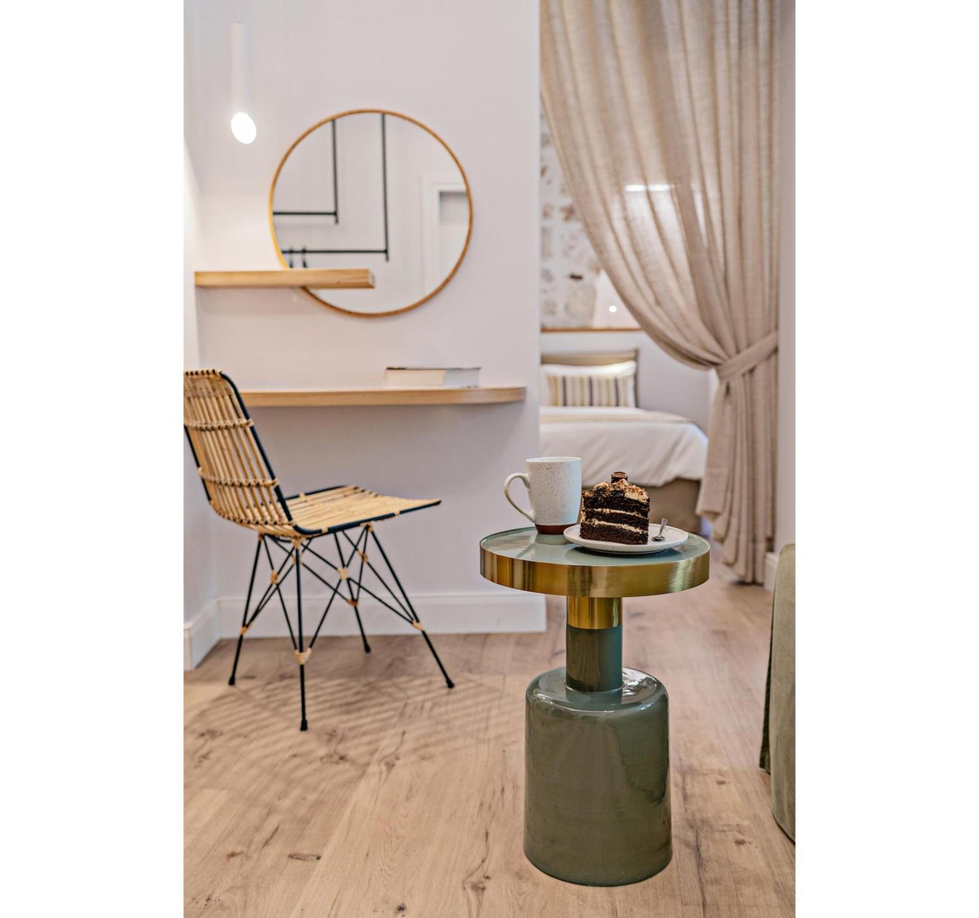 Oniro Suites 罗希姆诺 外观 照片