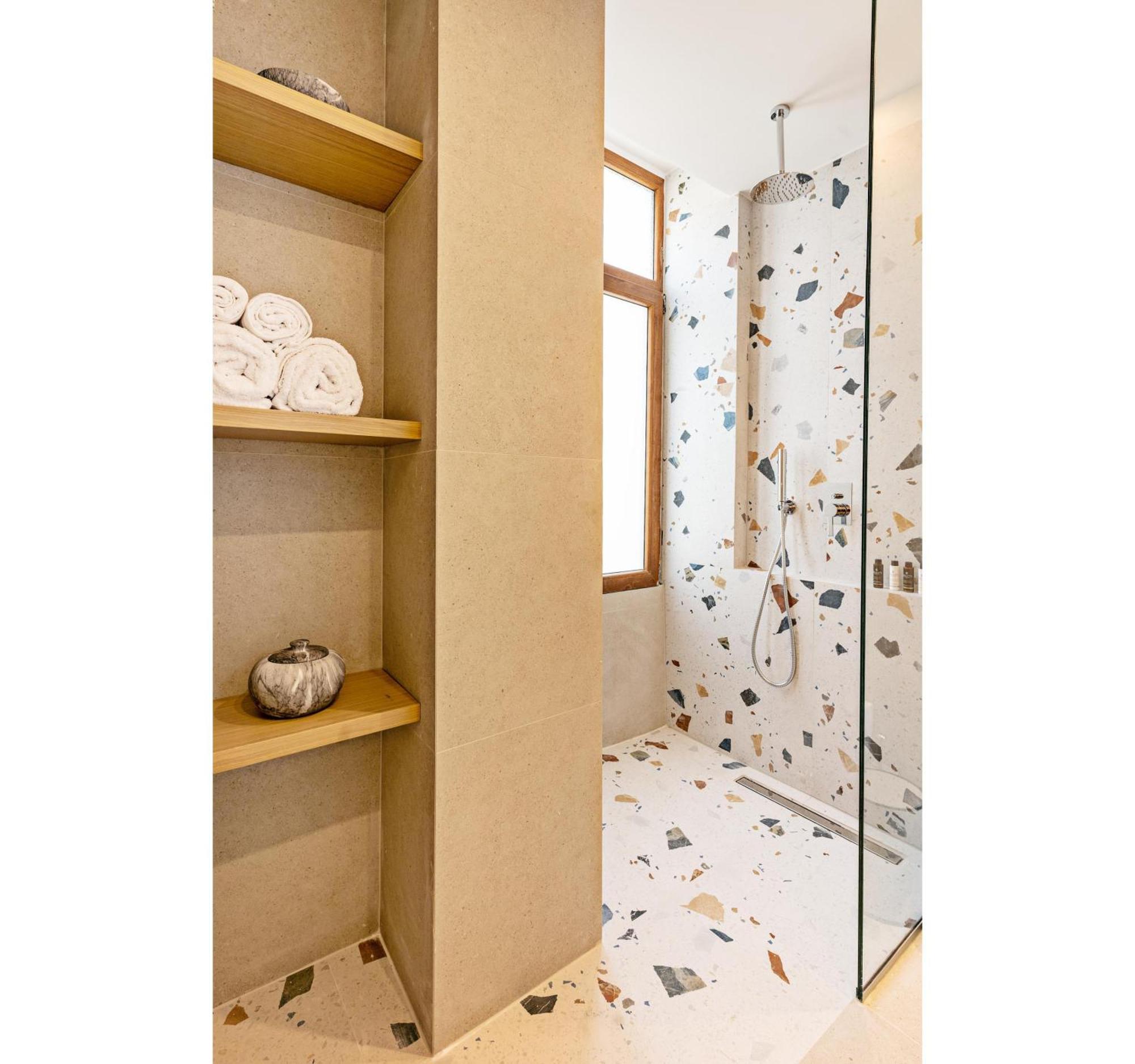 Oniro Suites 罗希姆诺 外观 照片